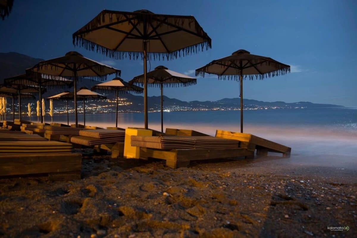 Stylish Seaside Home - Fully Equipped, Big Terrace Kalamata Zewnętrze zdjęcie