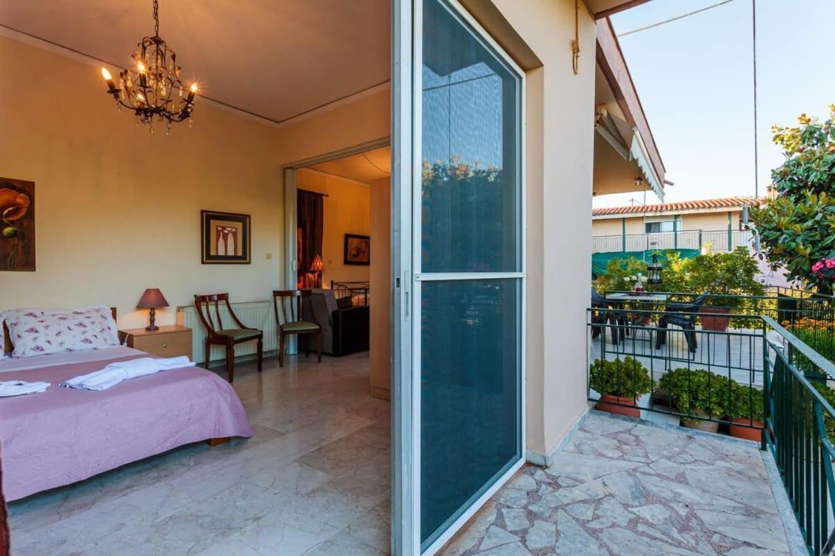 Stylish Seaside Home - Fully Equipped, Big Terrace Kalamata Zewnętrze zdjęcie