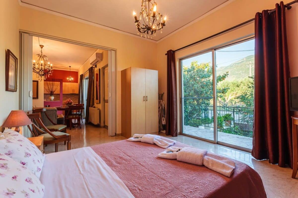 Stylish Seaside Home - Fully Equipped, Big Terrace Kalamata Zewnętrze zdjęcie